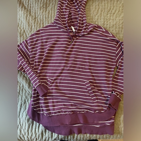 Z Supply weekender pullover - Picture 2 of 5